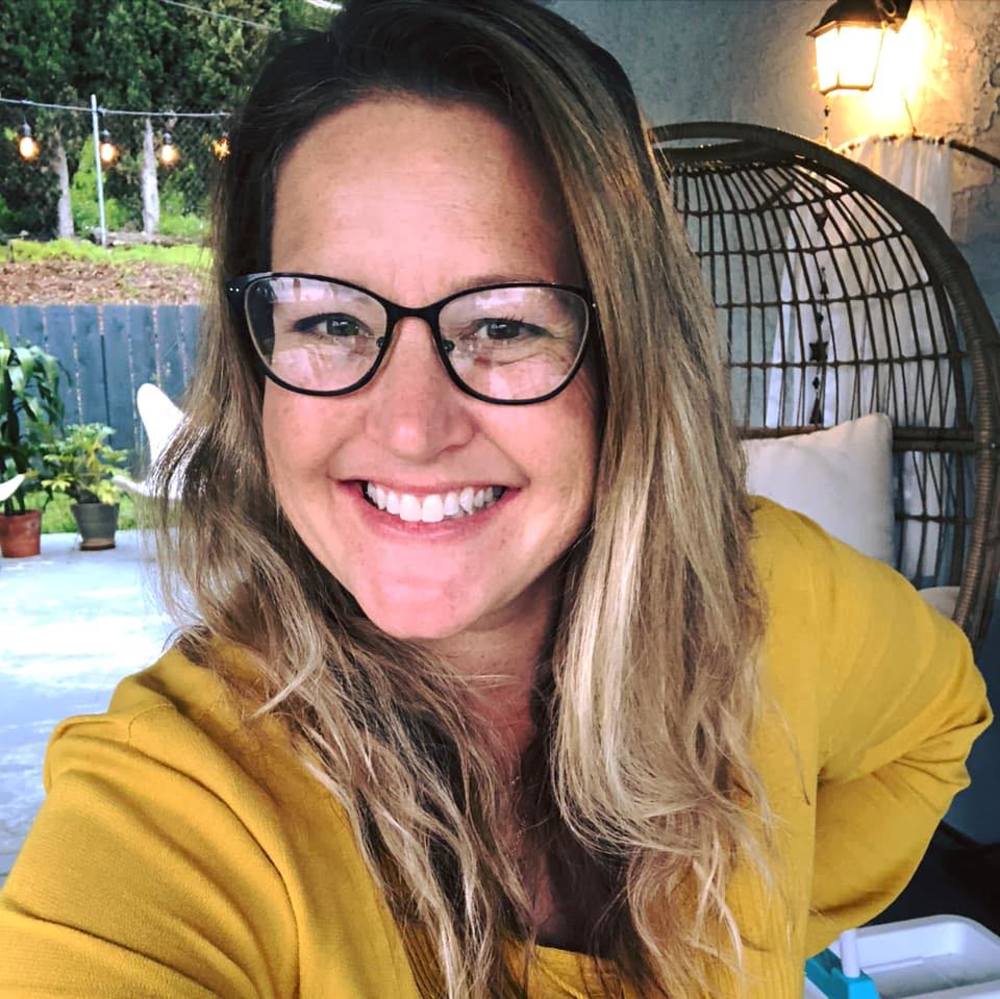 Meet your Posher, Jennifer